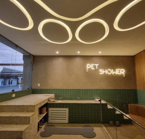 PET SHOWER